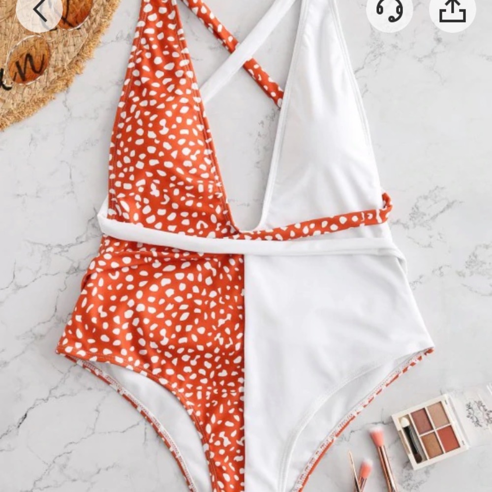 trendy one piece!
